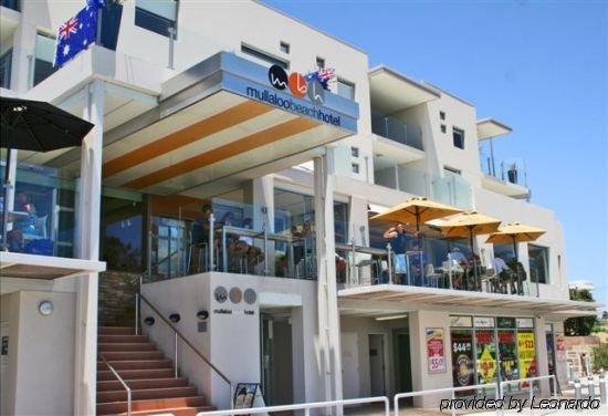 & Aparthotel 4*